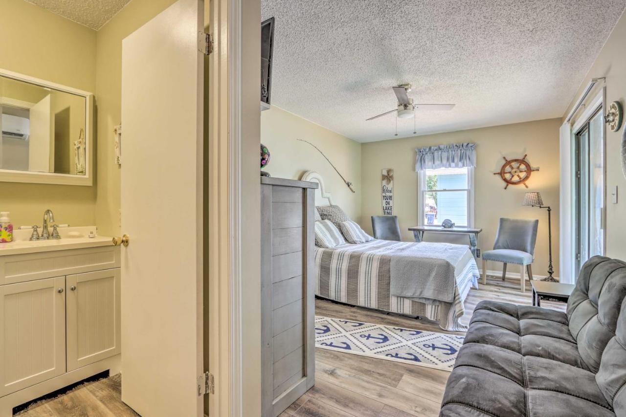 Cheerful Camdenton Cottage Steps To Lake! Exterior photo